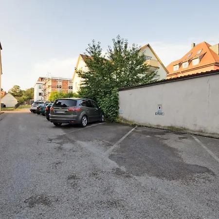 Gemuetliche In *